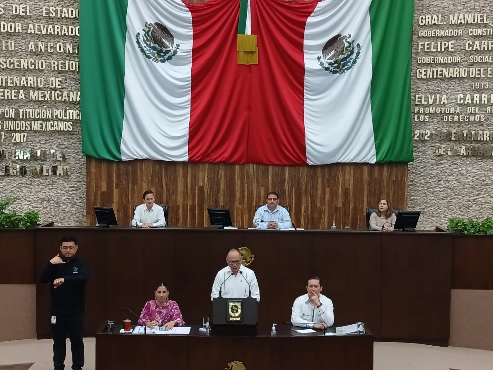 La Codhey presentó su informe anual de actividades del 2023 ante el Congreso de Yucatán