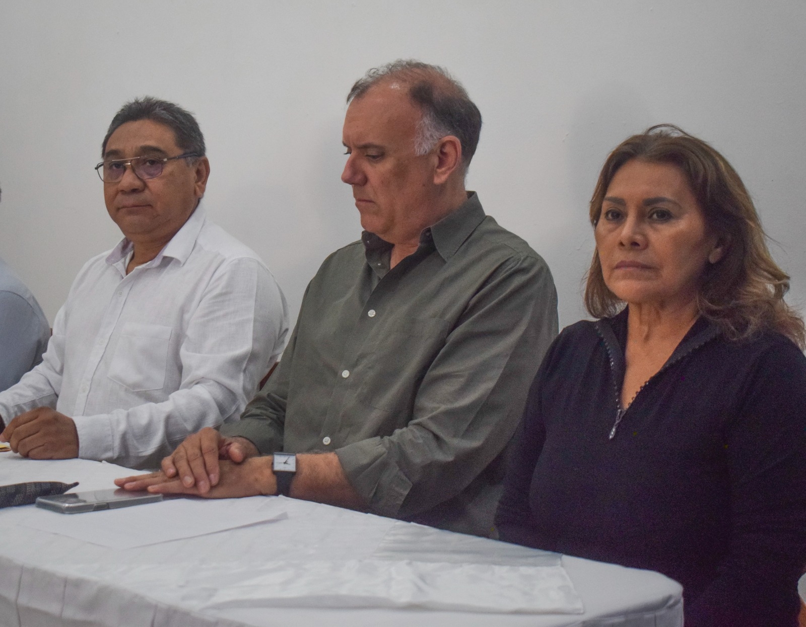 Orlando Pérez lideró la palabra en la conferencia, mientras que Fernando Alcocer permaneció en silencio