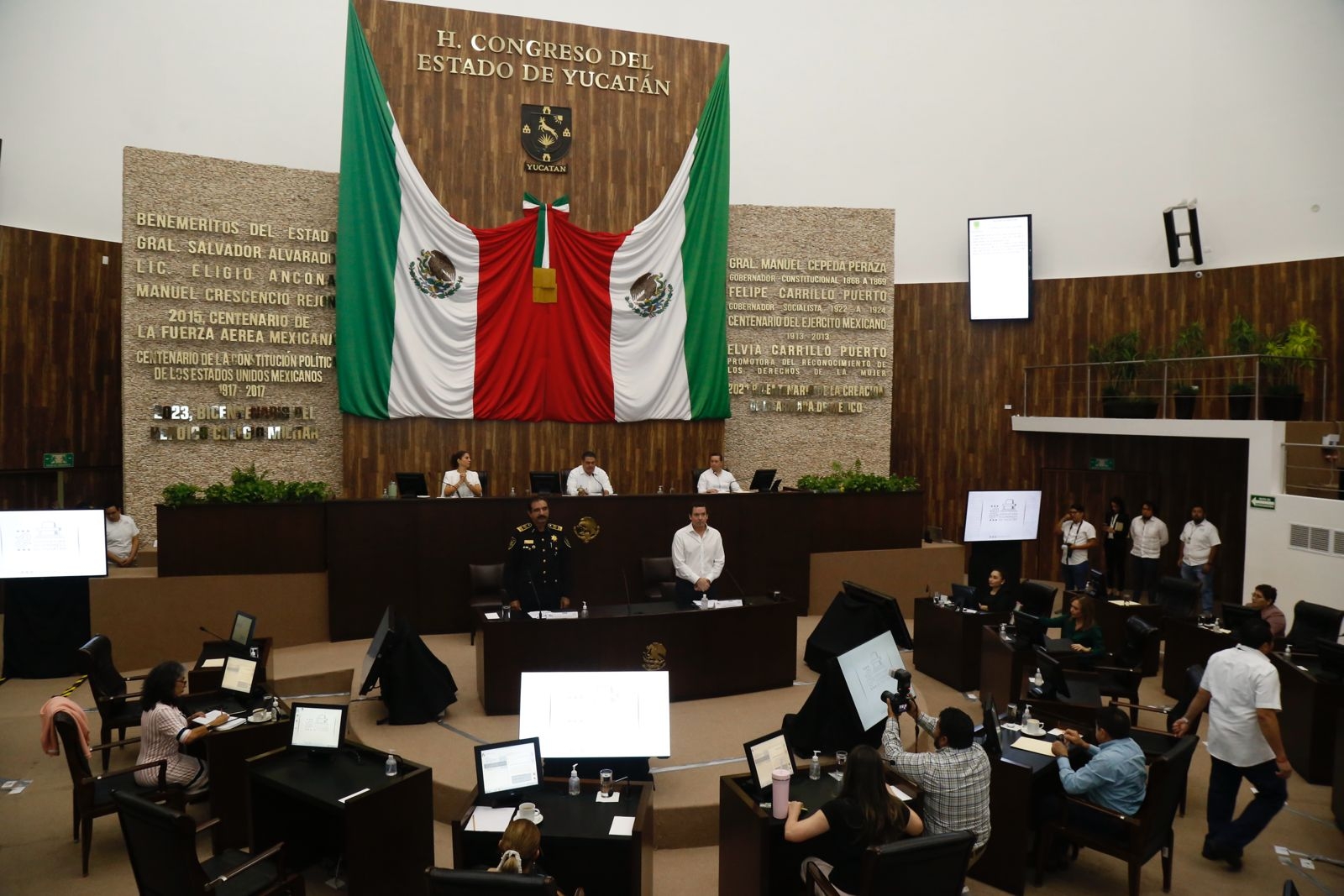 Congreso de Yucatán inicia el análisis de la glosa del Quinto Informe de Mauricio Vila