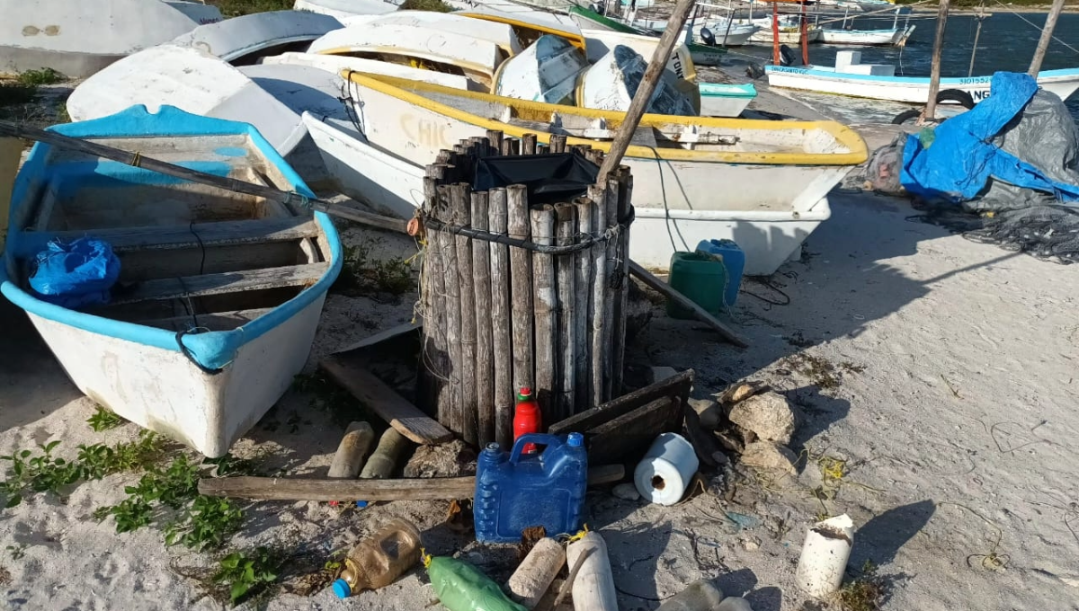 Un tema que tiene disgustados a los pescadores es la recolección de basura