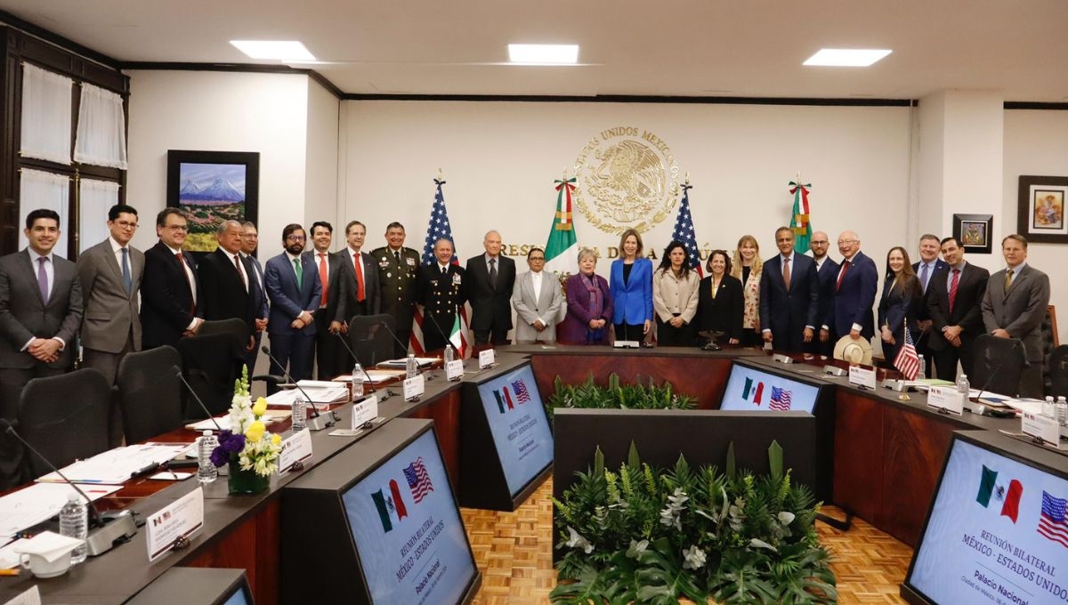 En la reunión bilateral entre funcionarios de México y Estados Unidos en Palacio Nacional, ambas delegaciones hicieron un recuento de los avances de la estrategia binacional en materia migratoria