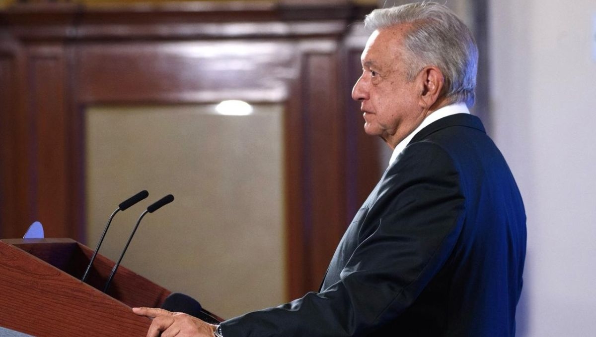El Presidente Andrés Manuel López Obrador sugirió que algunos grupos conservadores estarían detrás de la campaña de desprestigio en redes sociales