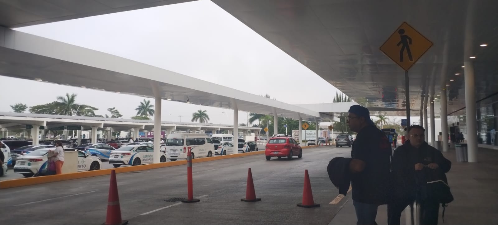 La pista del aeropuerto de Mérida fue cubierta por neblina este viernes
