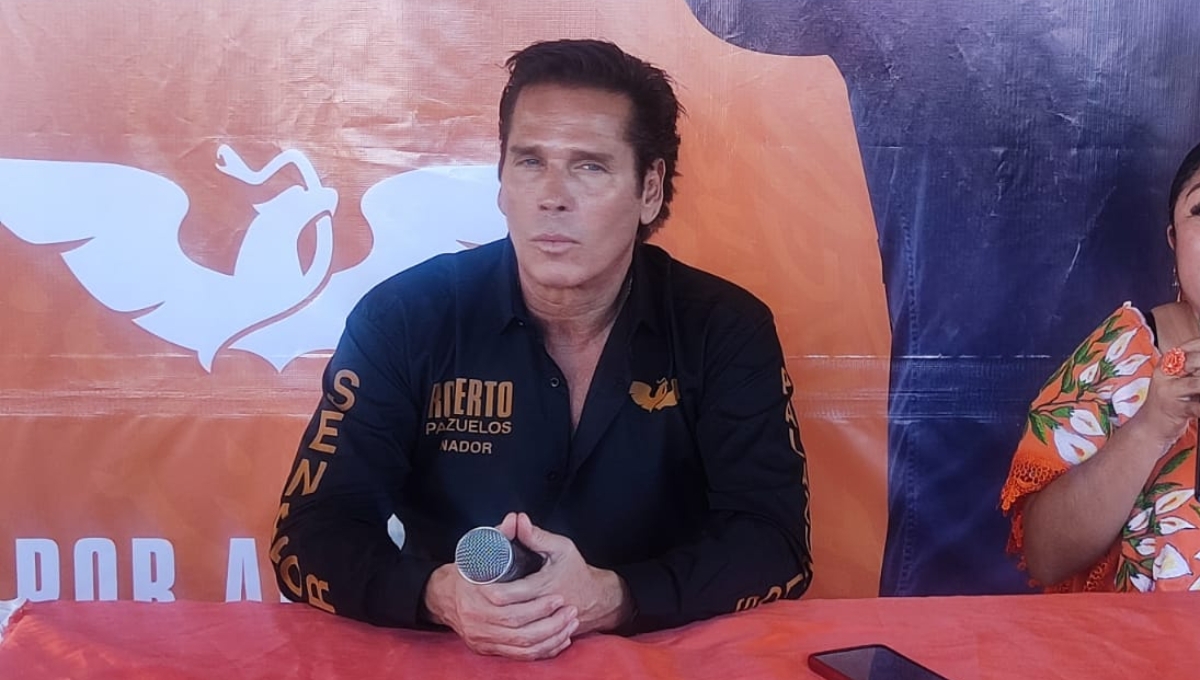 Roberto Palazuelos comenzó su campaña en Playa del Carmen