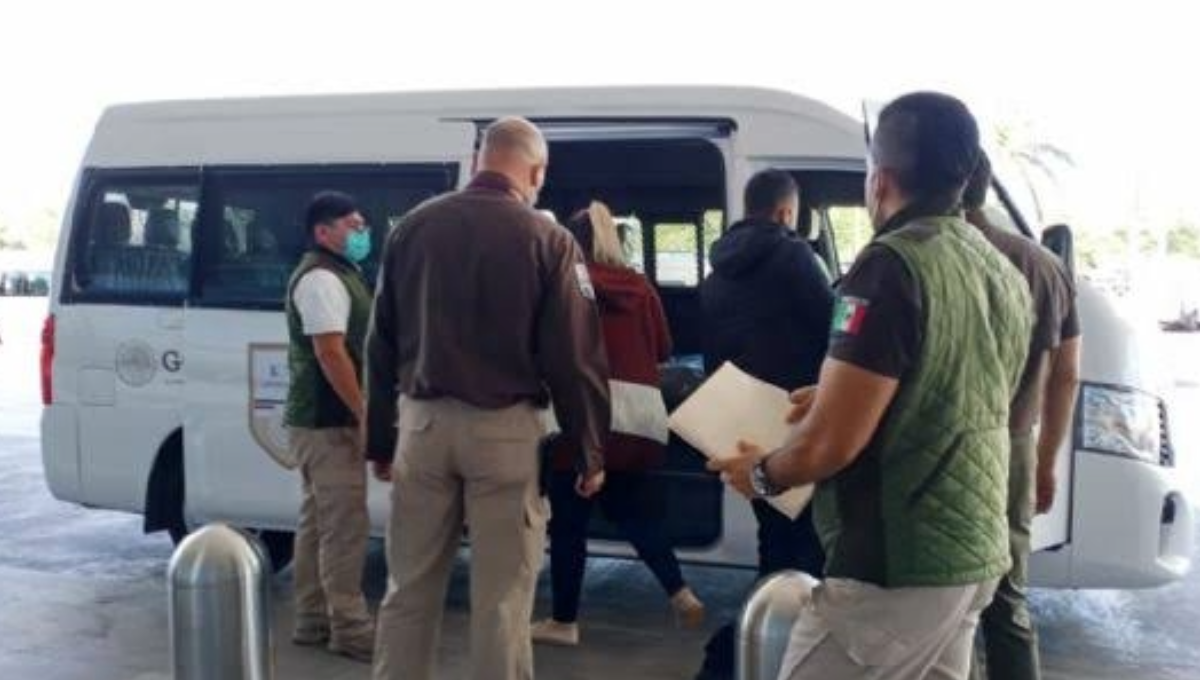 Migración detiene a dos ecuatorianos ilegales en el aeropuerto de Mérida