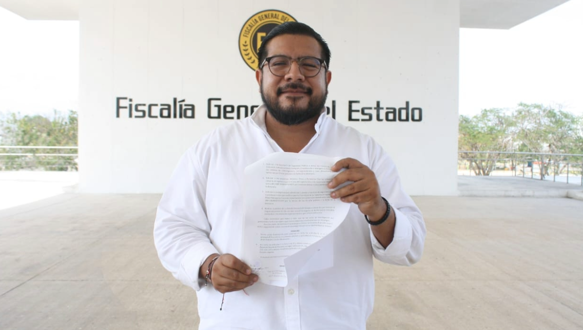 Morena presenta denuncia ante la FGE por el robo de espectaculares en Mérida: EN VIVO