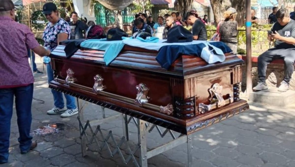 Inicio de diálogo entre estudiantes de Ayotzinapa y Gobierno de Guerrero luego de protestas