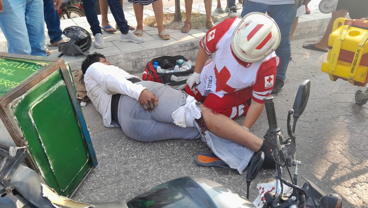 Paramédicos de la Cruz Roja Mexicana auxiliaron al lesionado