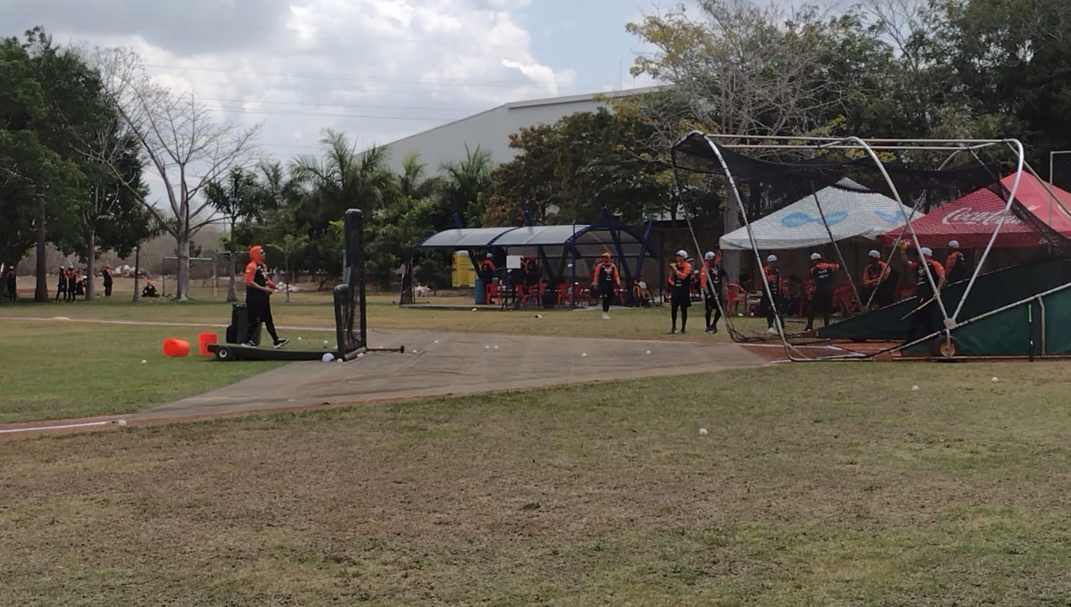 Leones de Yucatán abren su campamento para la pretemporada de béisbol: EN  VIVO