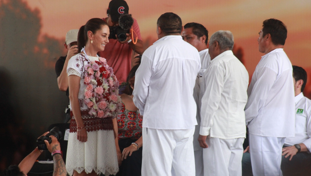 Claudia Sheinbaum recibe bendición de dignatarios mayas en Quintana Roo