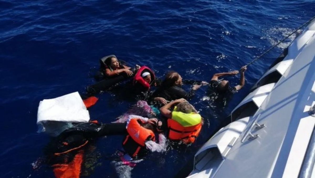 Tragedia en el Mar Egeo: Naufragio frente a Turquía deja 21 migrantes fallecidos