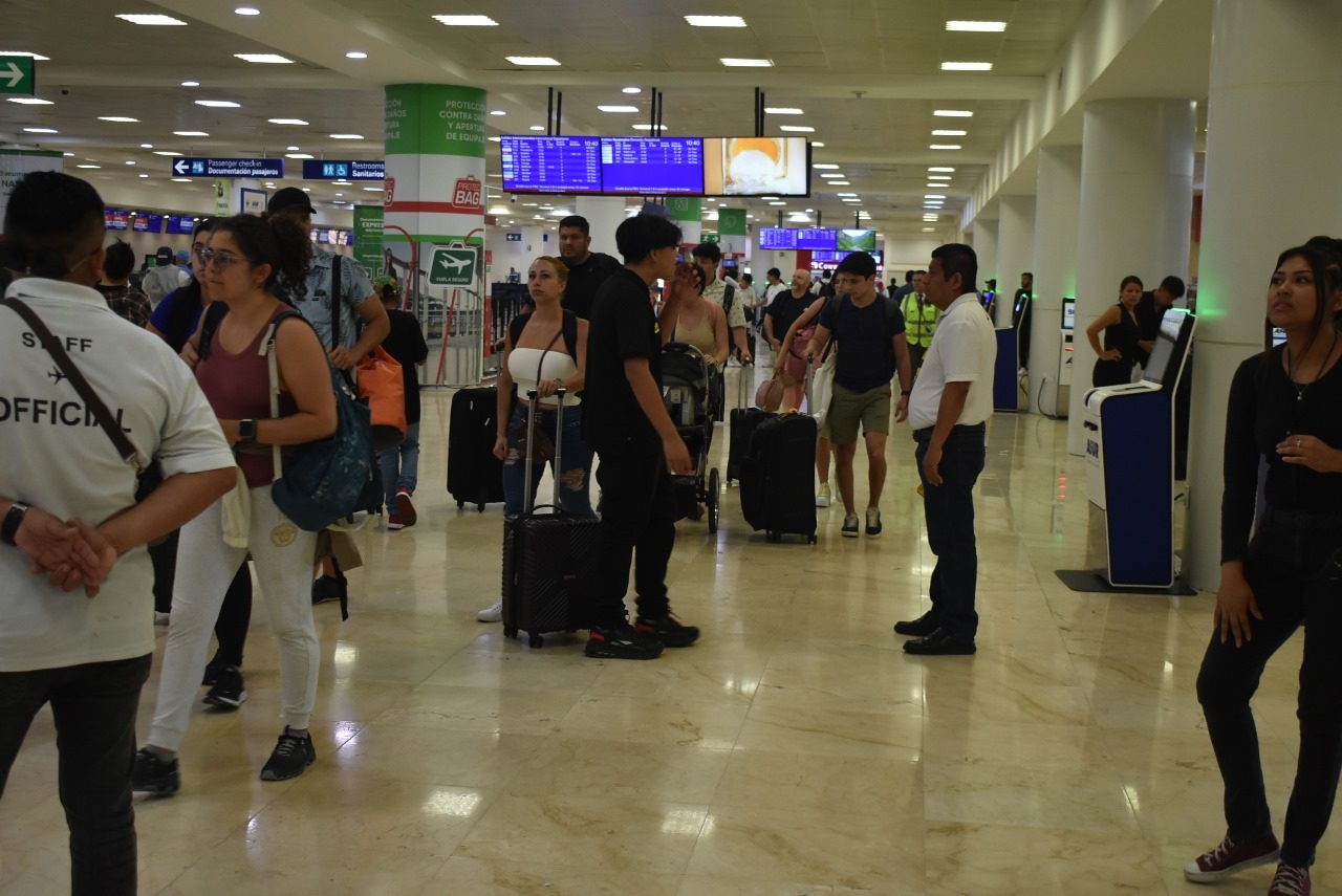 Aeropuerto de Cancún registró más de 500 operaciones en este martes
