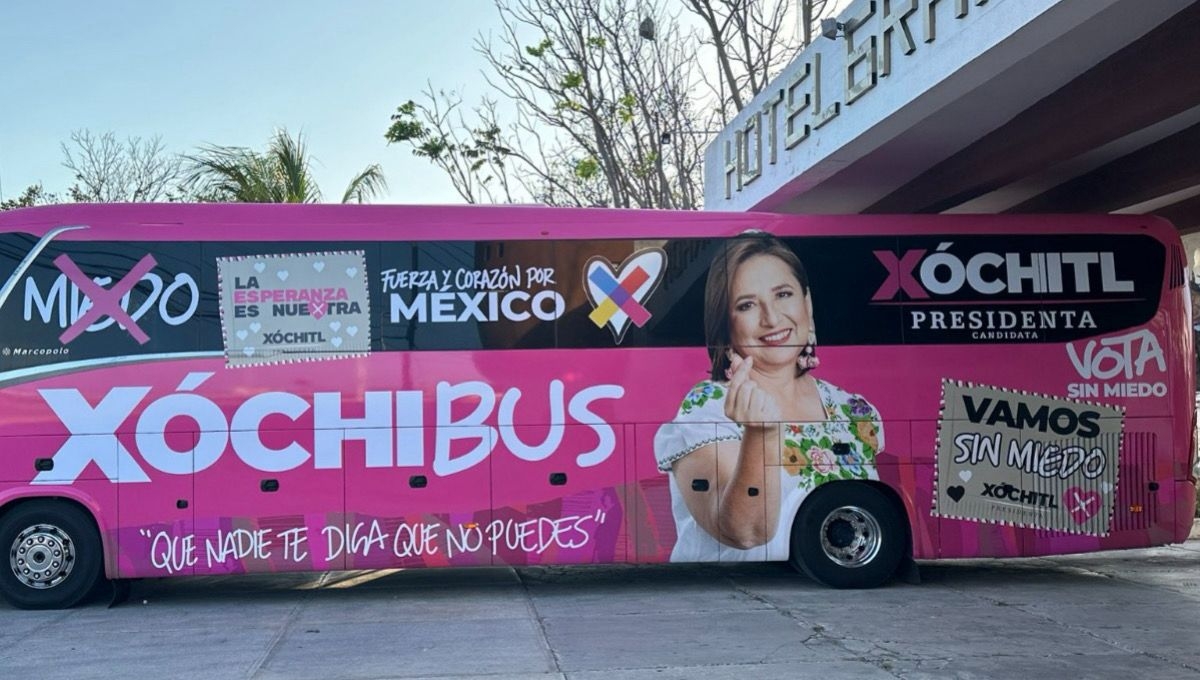 Xóchitl Gálvez estrena el 'Xochibús' desde Campeche para recorrer el país