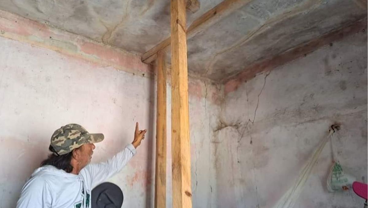 Abuelito teme por derrumbe de su hogar y suplica por ayuda en Progreso