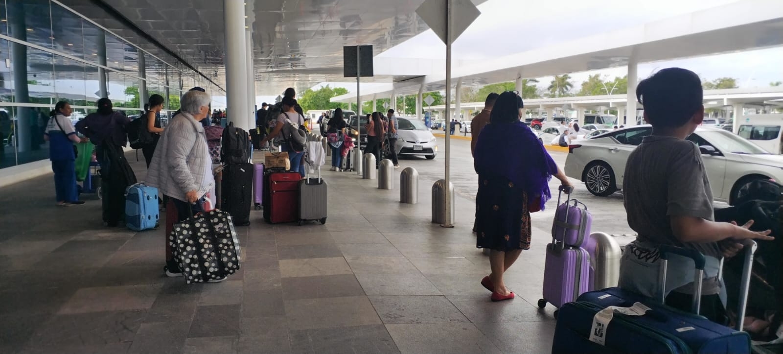 Aeropuerto de Mérida registra entrega lenta de equipaje este miércoles