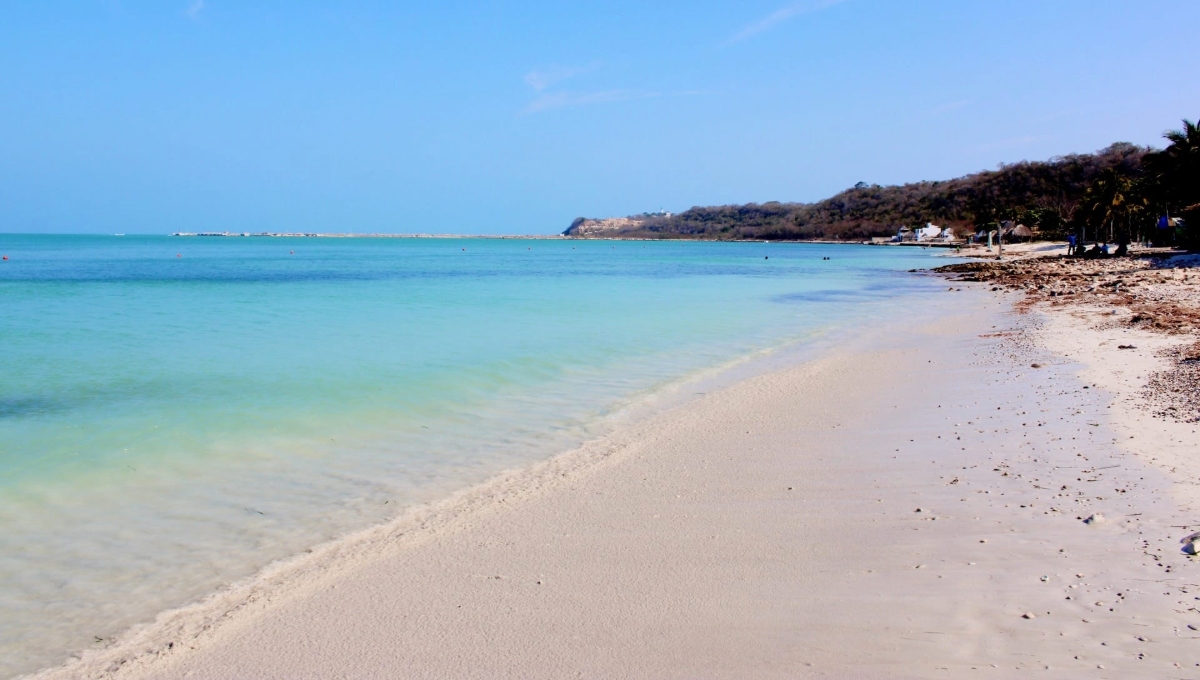 Payucán, la playa con el agua más azul y más clara de Campeche