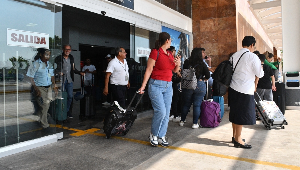 Aeropuerto de Campeche pide a pasajeros colaborar con el control de seguridad