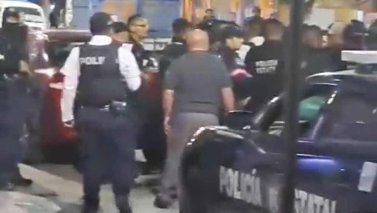 Miembros de una organización se enfrentan a policías de Nezahualcóyotl y hay 20 detenidos