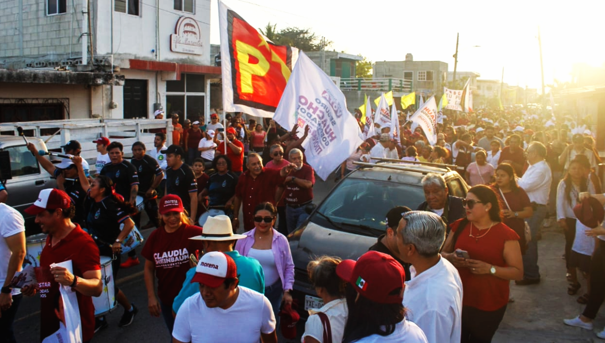 El candidato de Morena concentró un importante número de simpatizantes en Progreso