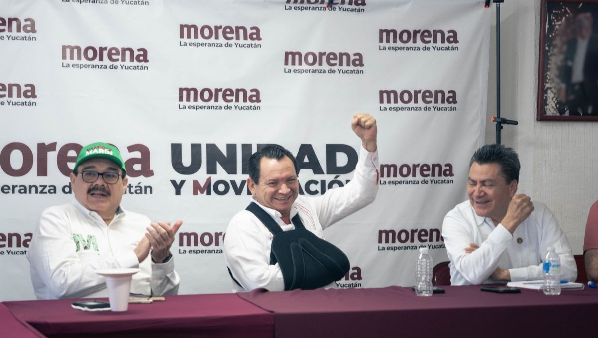 Joaquín Díaz Mena se reúne con militantes de Morena en Yucatán