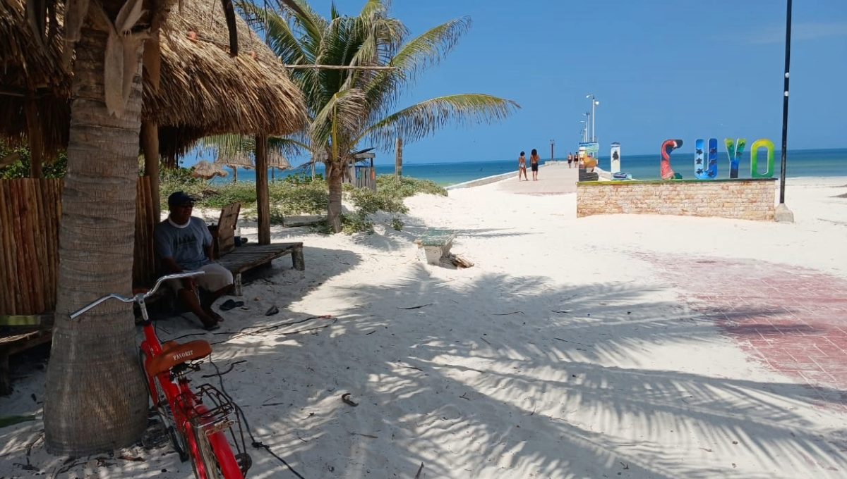 Yucatán: El Cuyo espera 'ola de bañistas' por Semana Santa; se prevén 40 mil personas