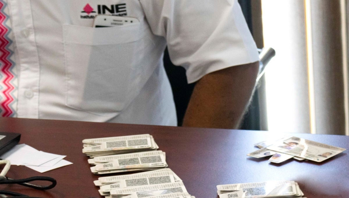 INE Campeche da 'última oportunidad' para recoger más de mil credenciales para votar
