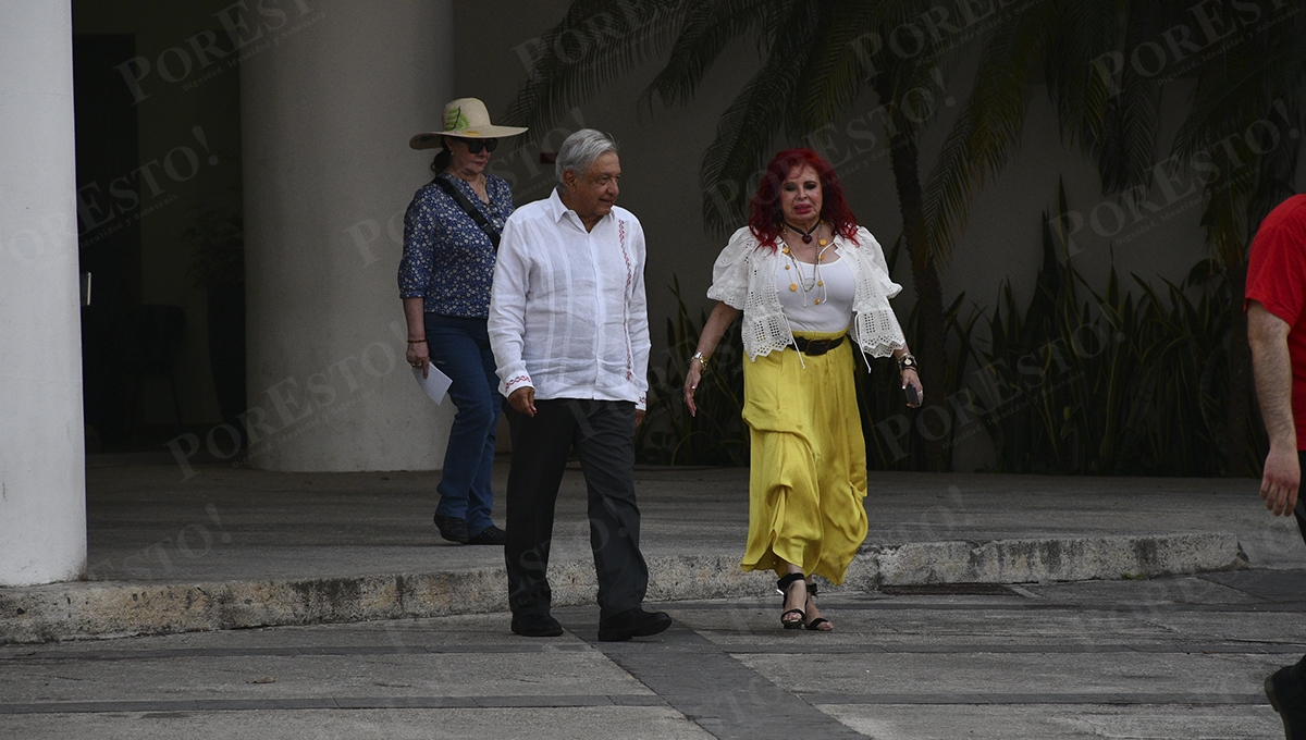 AMLO recorrió el Hospital General de Especialidades acompañado de la gobernadora de Campeche