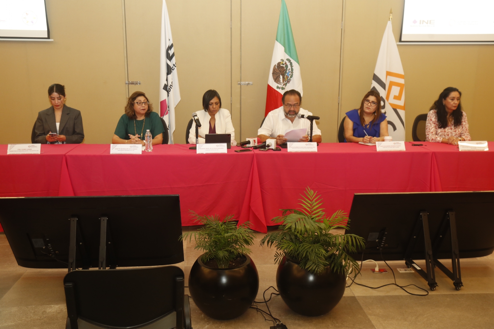 En Yucatán, al menos 76 candidatos están 'en la mira' del INE por violencia política