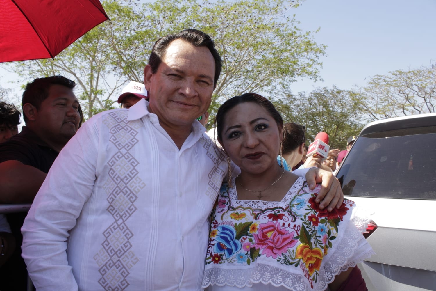 Joaquín Díaz Mena respaldó a Claudia Sheinbaum para que nunca falten los servicios de salud en Yucatán