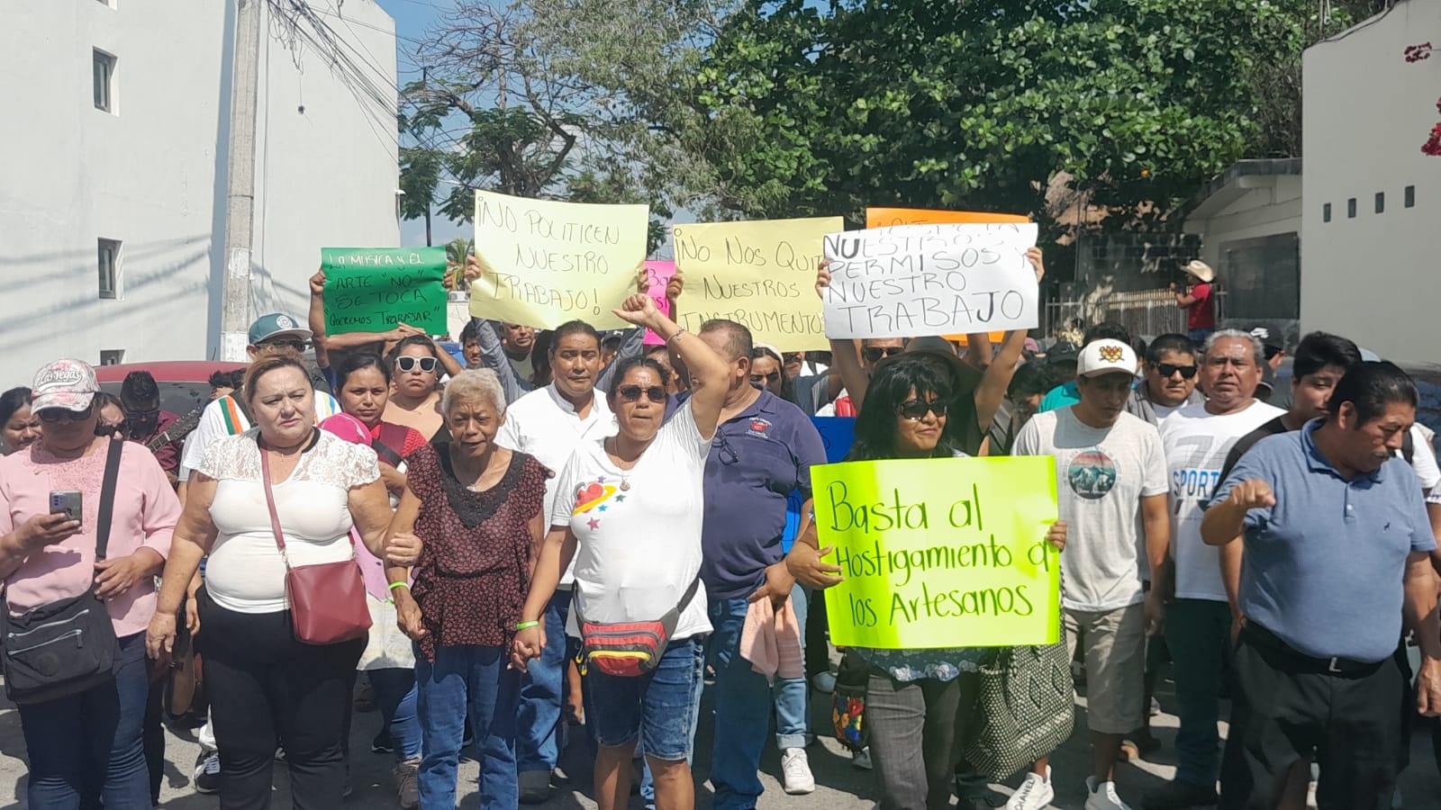 Comerciantes llegarán con su manifestación hasta el Ayuntamiento de Playa del Carmen