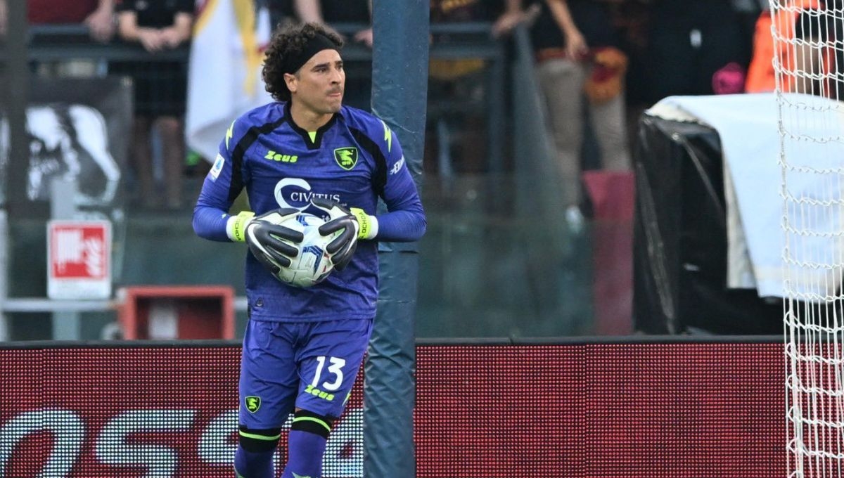 Guillermo Ochoa pierde la categoría con Salernitana; consuma su tercer descenso en Europa