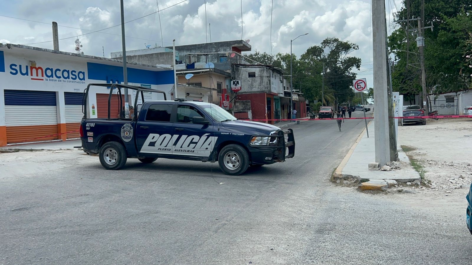 Albañil muere tras caerle una estructura de una construcción en Playa del Carmen