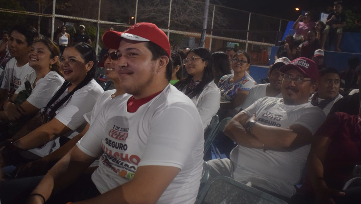 Morenistas de Mérida se reúnen para apoyar a Claudia Sheinbaum: EN VIVO