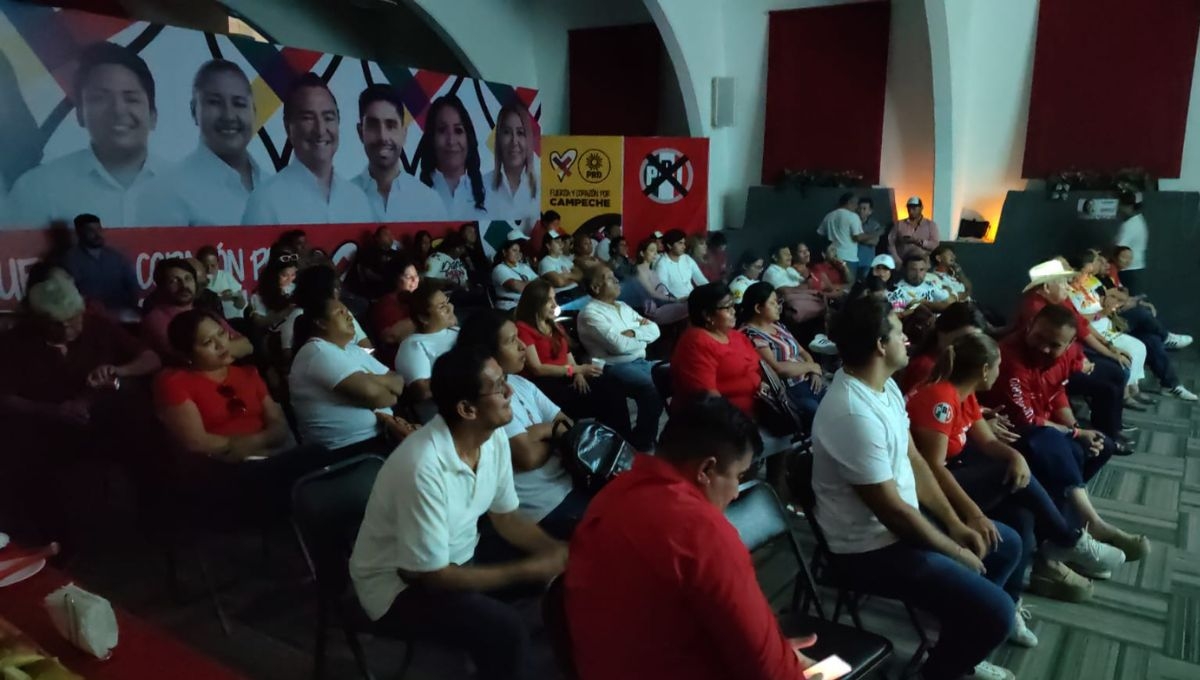 Pocos militantes del PRI visualizan juntos el segundo debate presidencial en Campeche