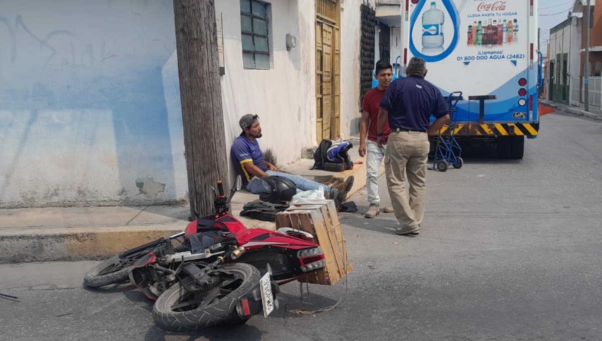 Conductor de una camioneta atropella a un motociclista en Campeche