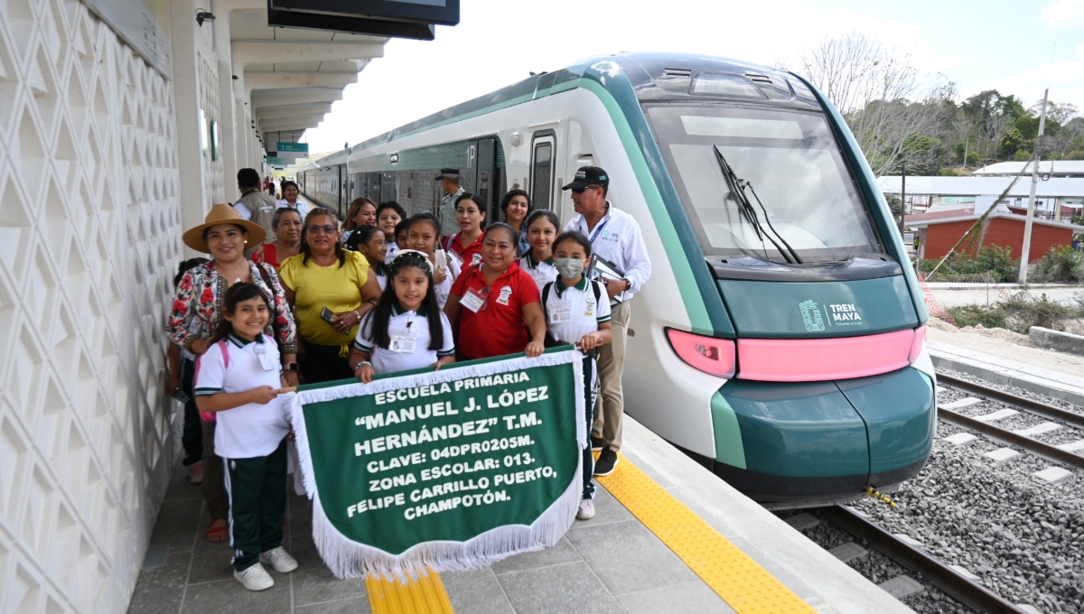 Tren Maya: alumnos destacados de Champotón viajaron para celebrar el Día del Niño