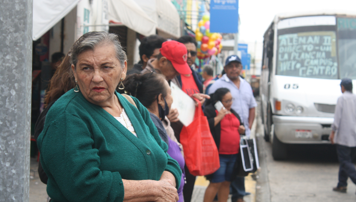 Adultos mayores en Yucatán enfrentan desafíos diarios por la edad