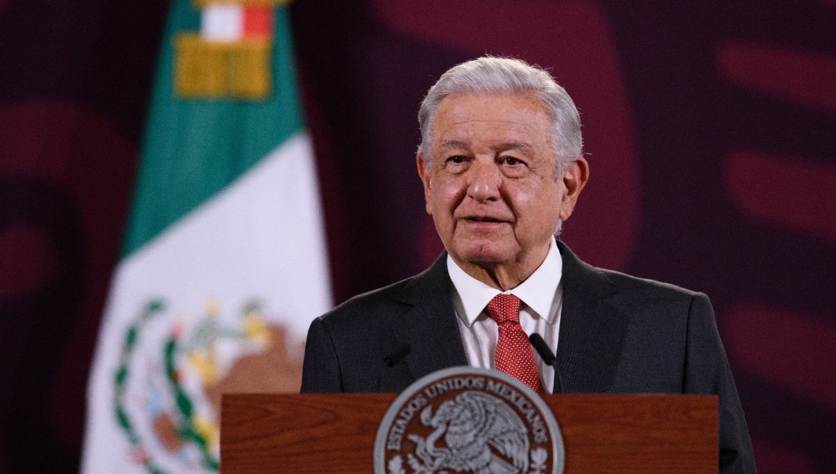 Andrés Manuel López Obrador acusa control de narcotraficantes en el AICM con Felipe Calderón