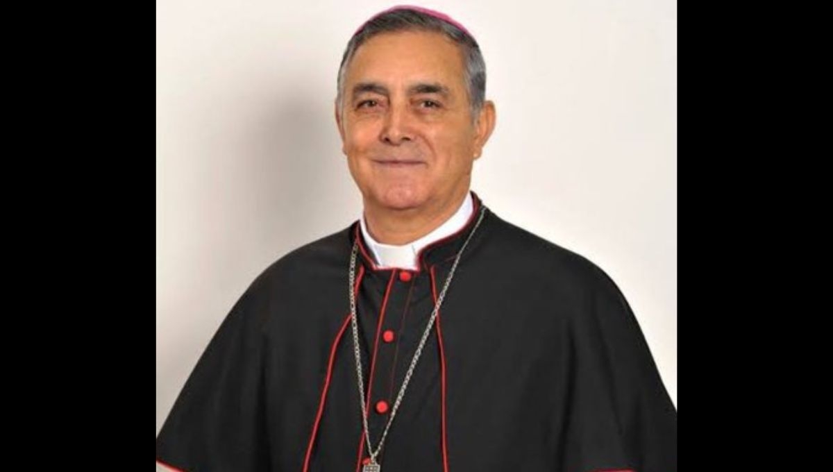 Salvador Rangel Mendoza, obispo emérito de la diócesis de Chilpancingo-Chilapa fue dado de alta del hospital donde se encointraba y fue trasladado en una ambulancia a su domicilio en Jiutepec