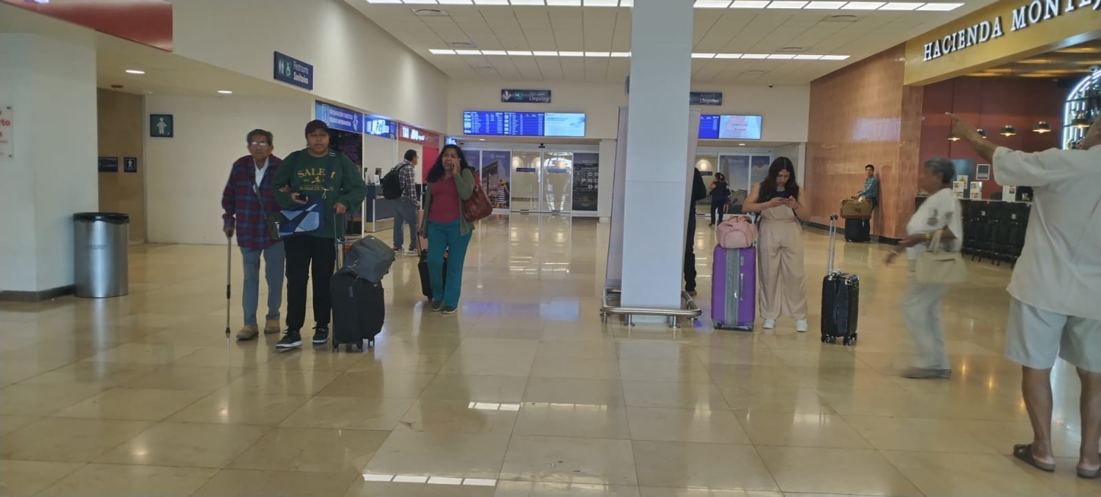 El Aeropuerto de Mérida registra buena movilidad de pasajeros este sábado