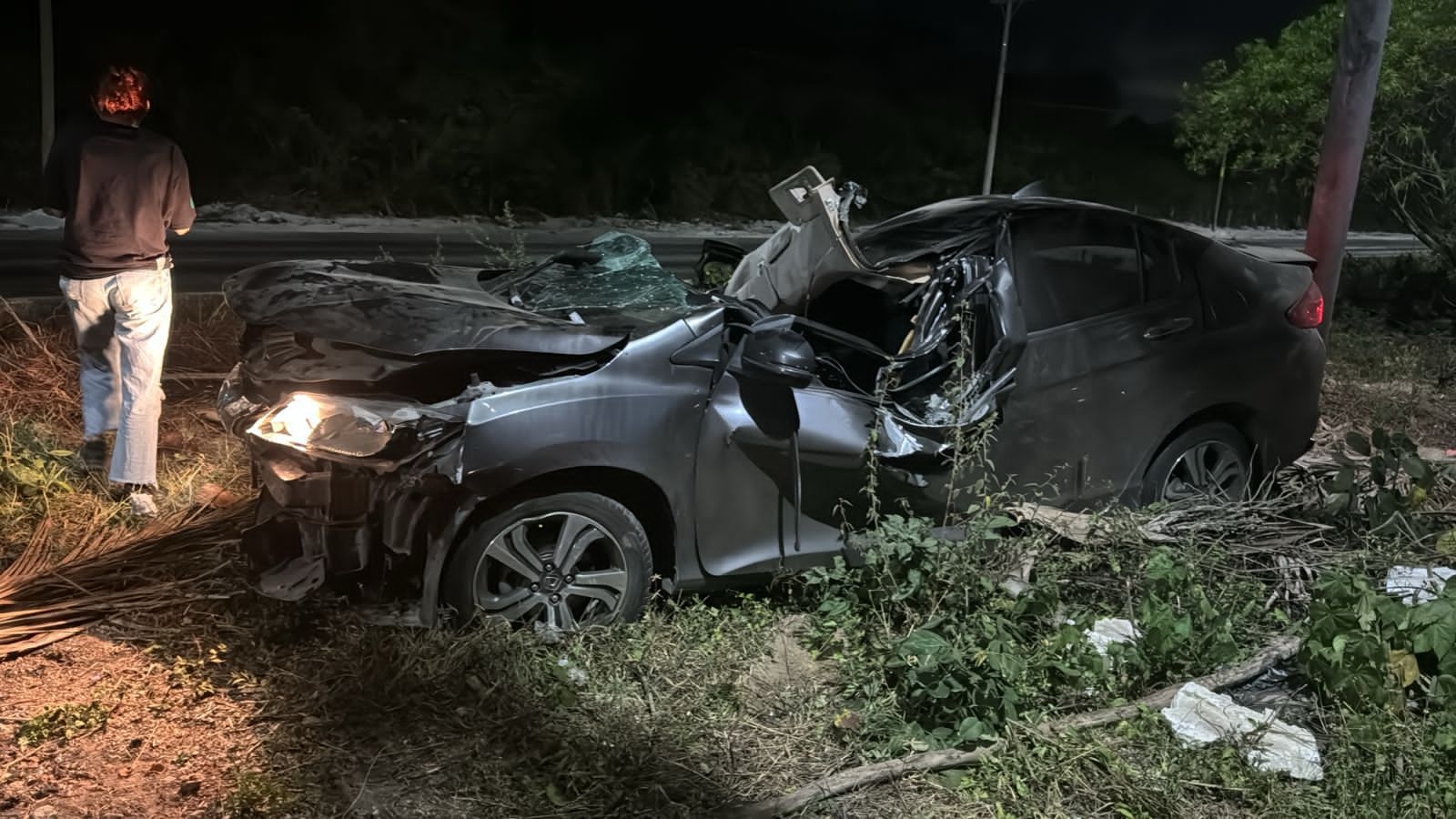 Mujer pierda la vida en aparatoso accidente en Quintana Roo