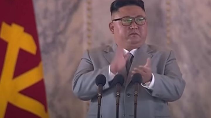Entre lágrimas, Kim Jong pide disculpas por las fallas en su gobierno