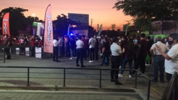 Reapertura de estadio en Culiacán: sin cubrebocas, exceso de alcohol y aglomeraciones (VIDEO)