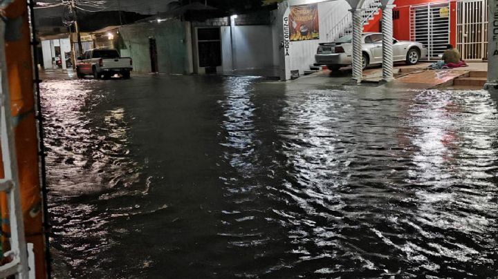 Tormenta Tropical Gamma causa inundaciones en Ciudad del Carmen