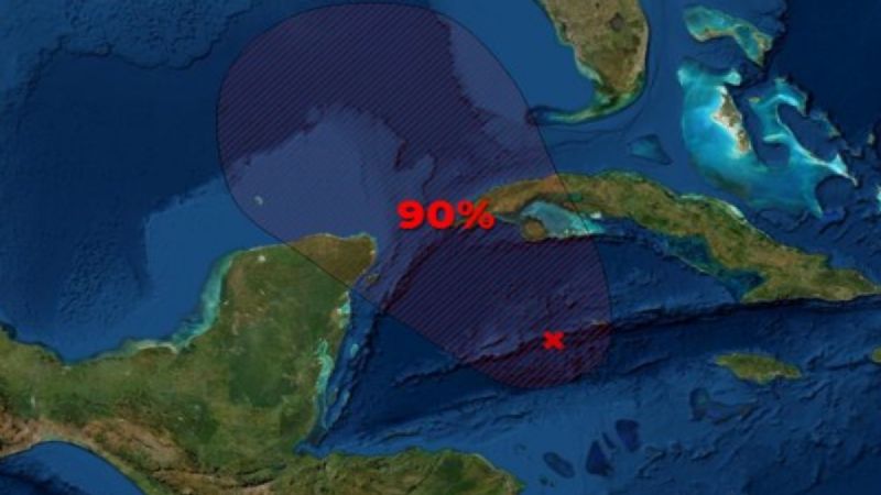 Alertan por baja presión cerca de Cancún