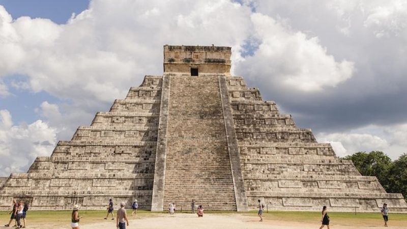 Cierra Chichén Itzá y Cobá por Tormenta Tropical Gamma