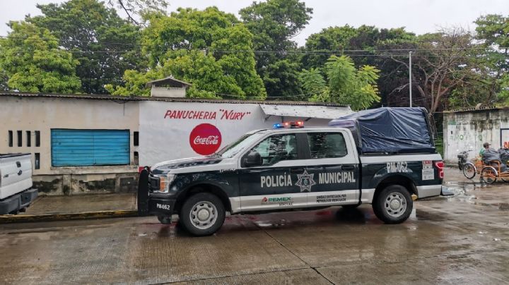 Intentan asaltar a una mujer mientras esperaba su camión en Ciudad del Carmen