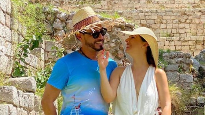 Raúl Paz y Claudia Lizaldi se ponen románticos en Instagram (Fotos)