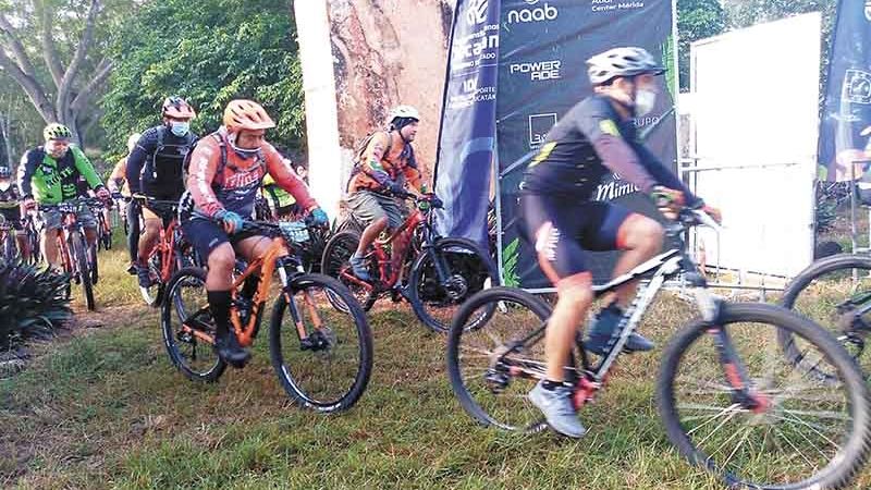 Carrera de Ciclismo reúne a 110 atletas en Uxmal