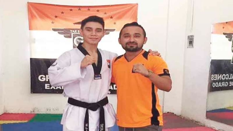 Deportista de Hunucmá obtiene primer lugar en karate en torneo de la UADY